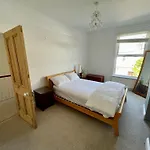 Entire Victorian House 3 Bedrooms